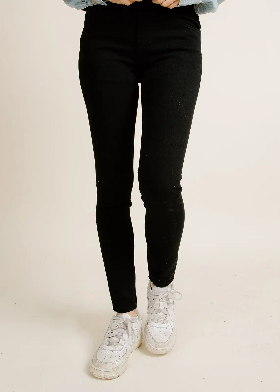 Audrey Midi Rise Skinny - Dark Vinyl