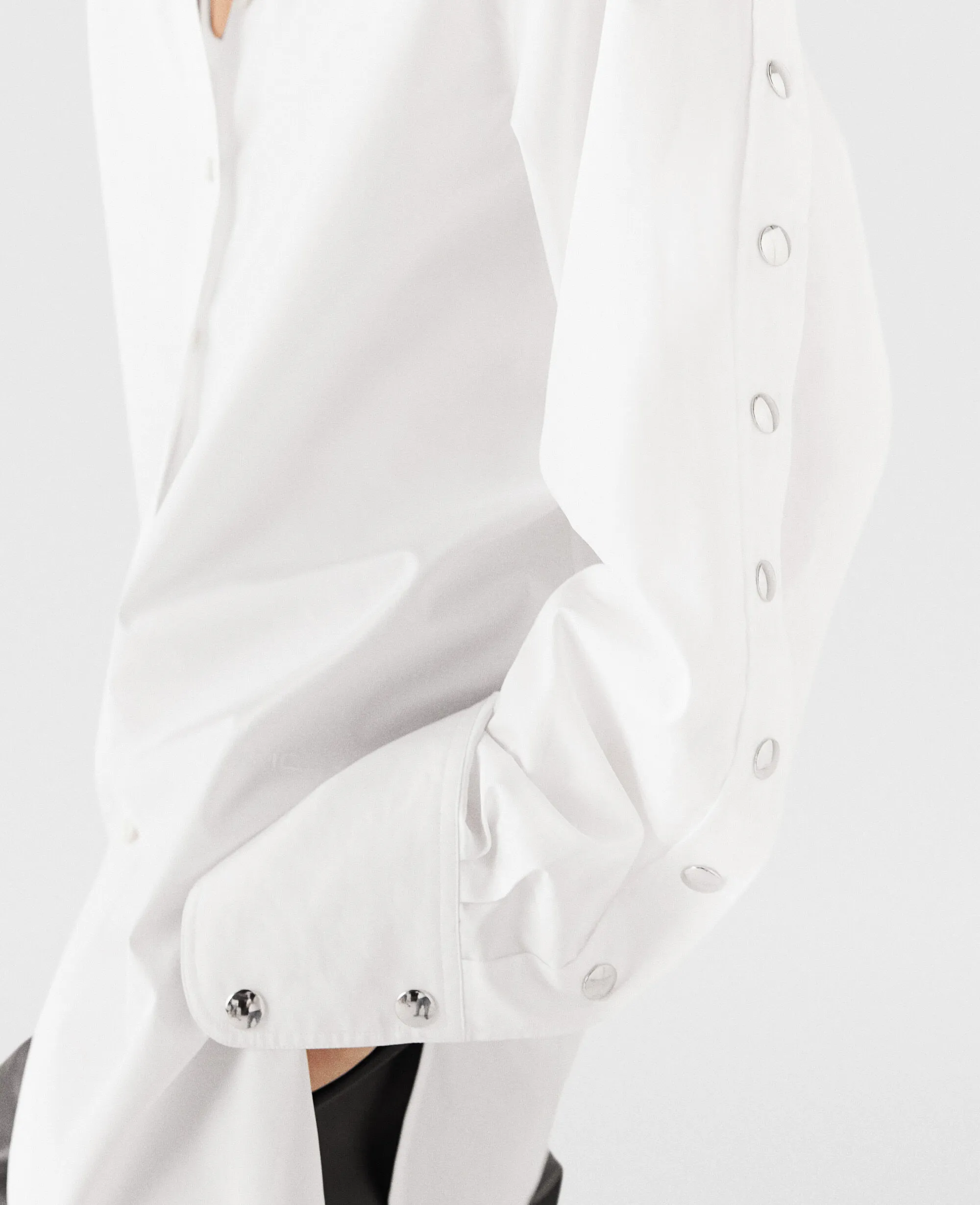 Classic Collar Long-Sleeve Shirt