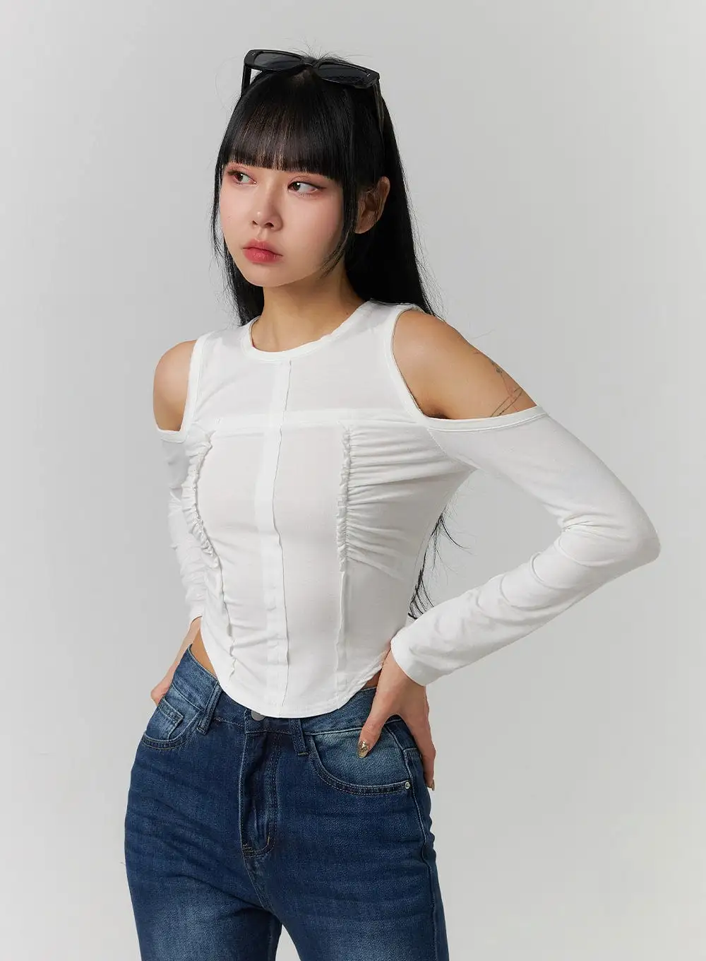 Cut Out Shoulder Long Sleeve Crop Tee CJ418