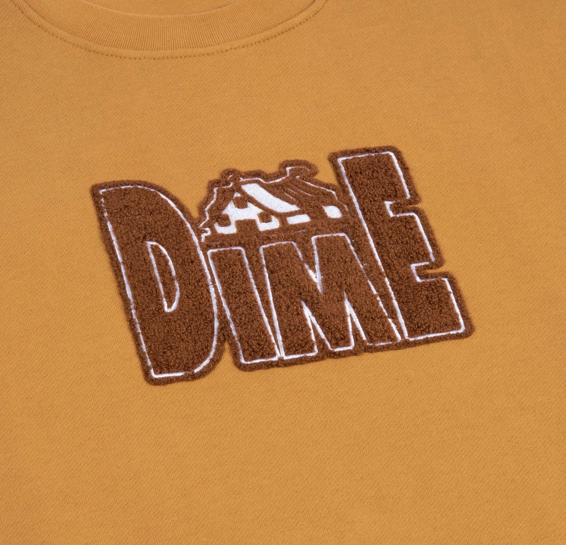 Dime MTL Club Crewneck Caramel