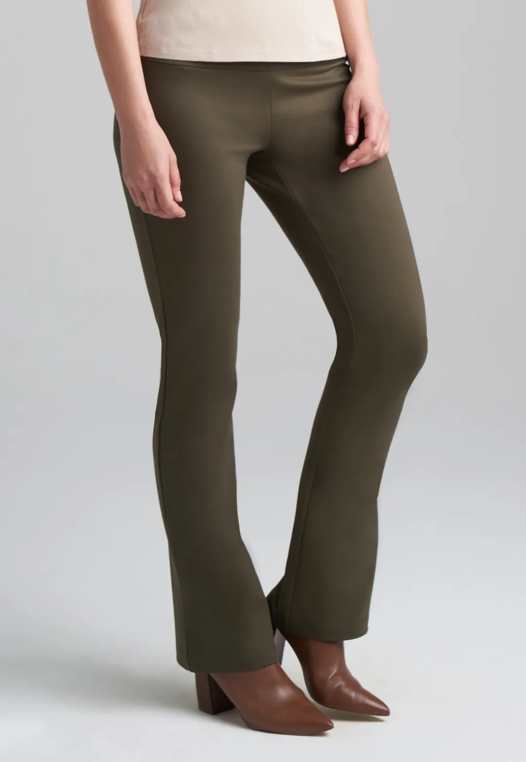 Gabriele Stretch Knit Pant in Loden Green