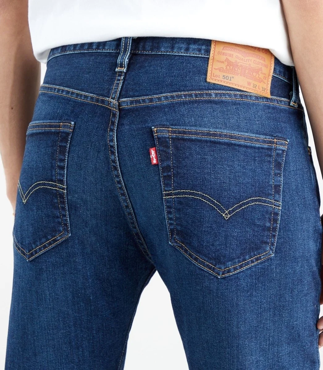 Levi’s 501 Do the rump jeans