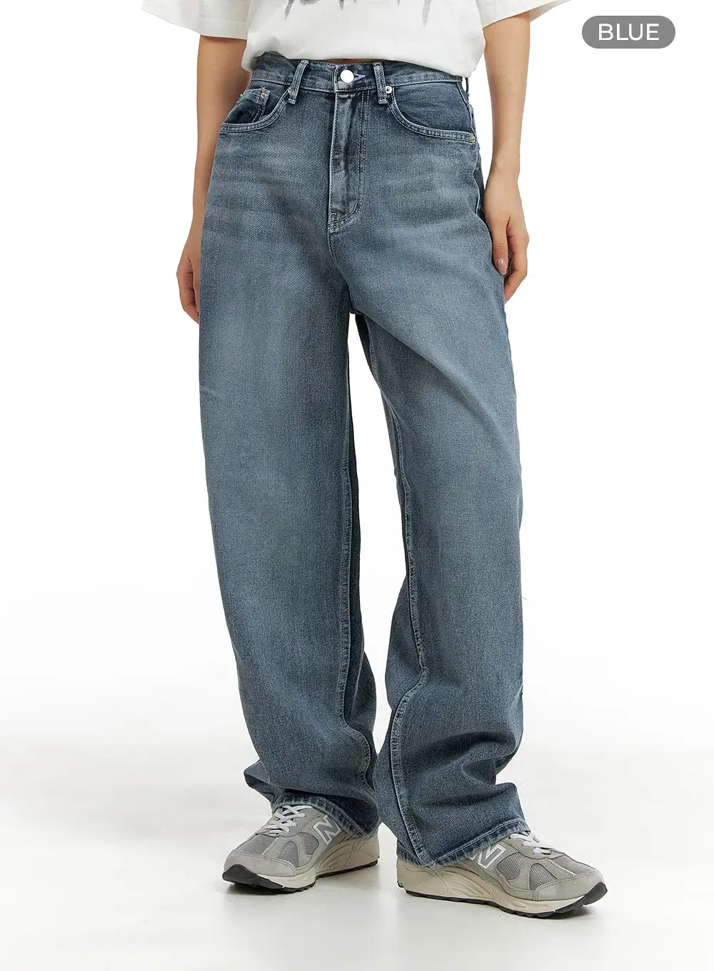 Light Washed Baggy Jeans CM418