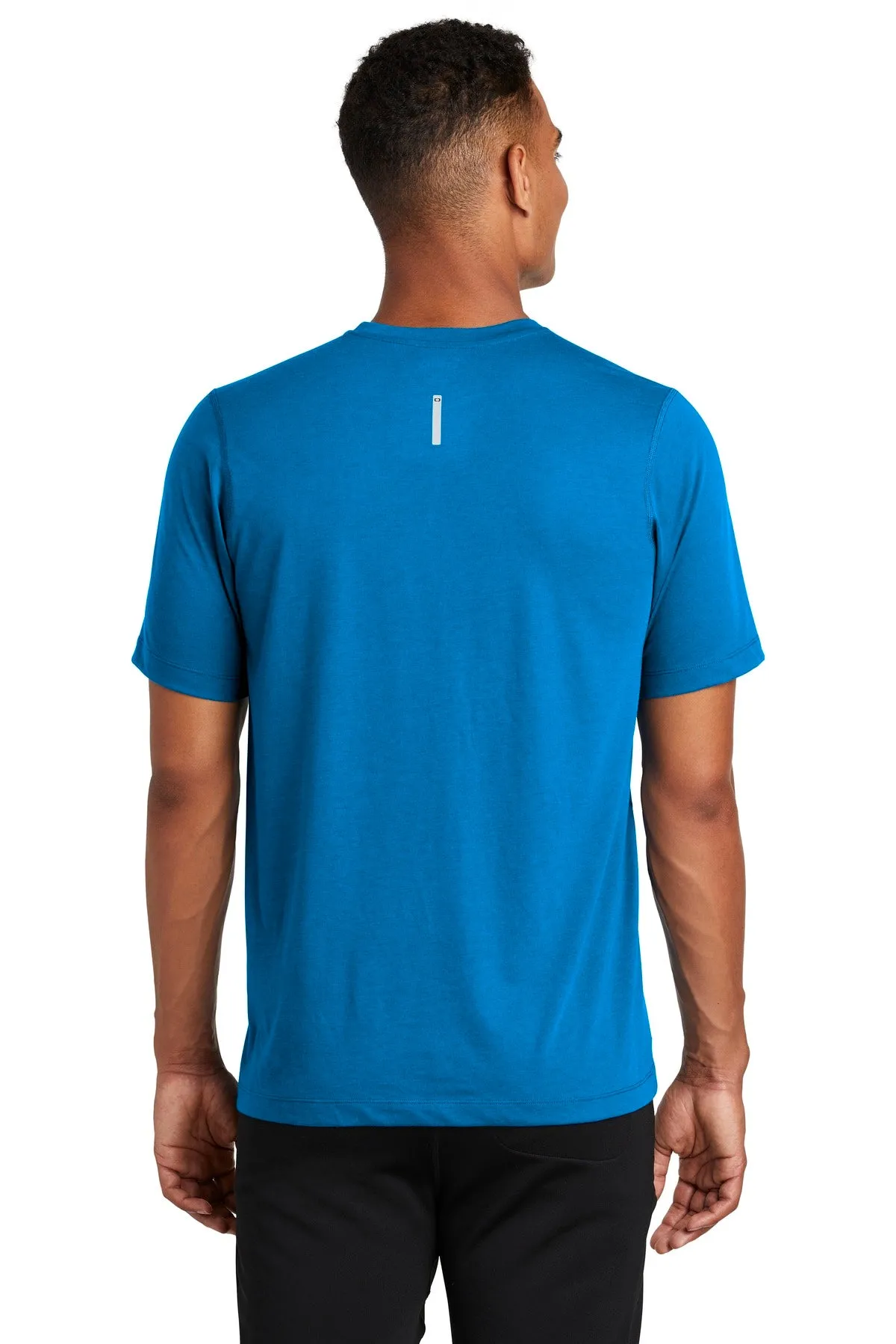 OGIO ENDURANCE Men's Peak Tee. OE336