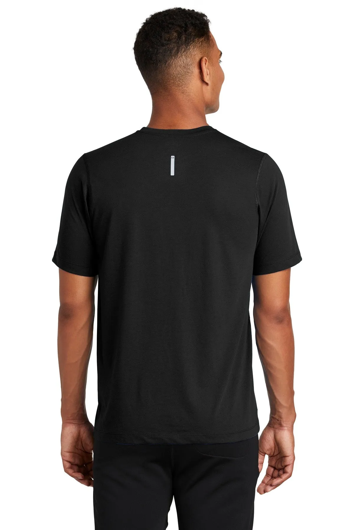 OGIO ENDURANCE Men's Peak Tee. OE336