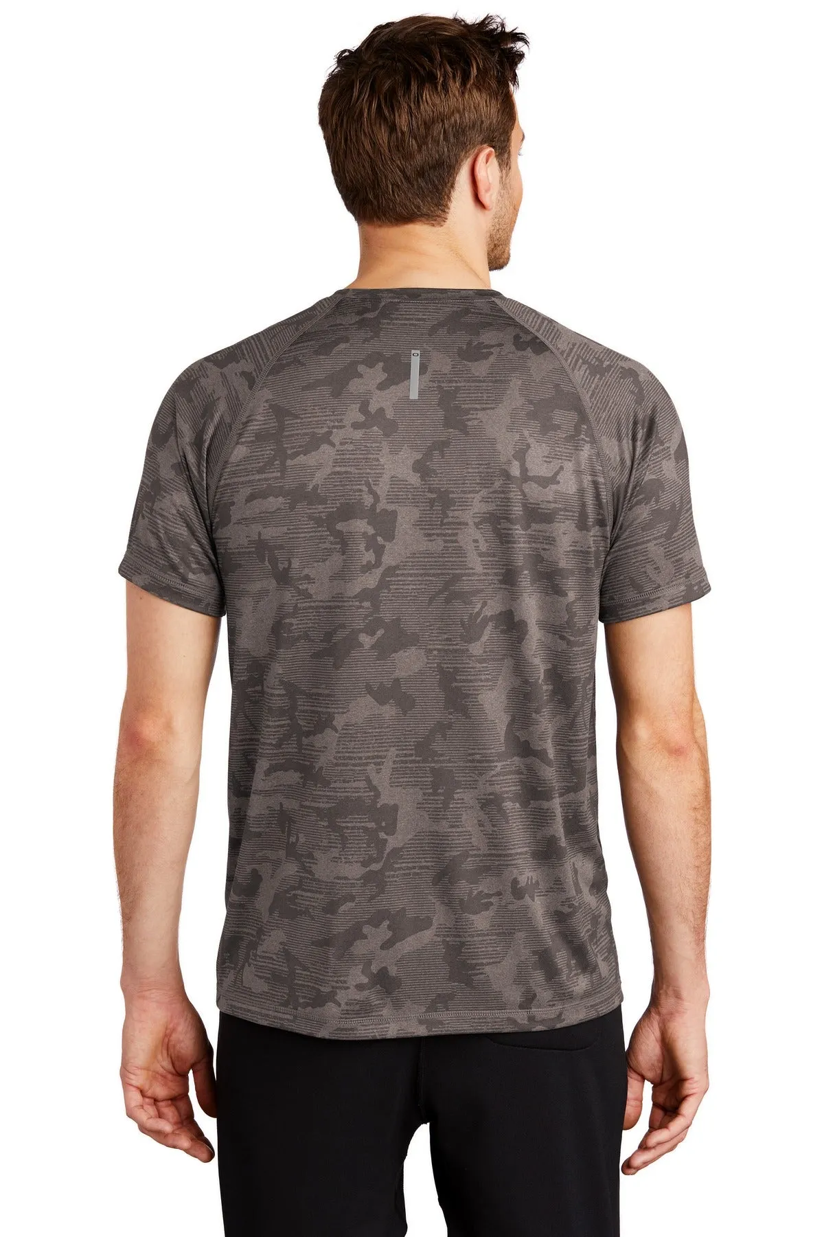 OGIO ENDURANCE Men's Pulse Phantom Tee. OE323