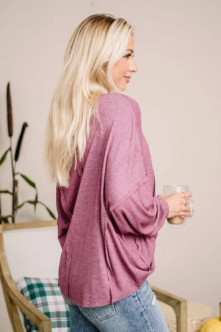 Out Of Reach Lightweight Top | Plum