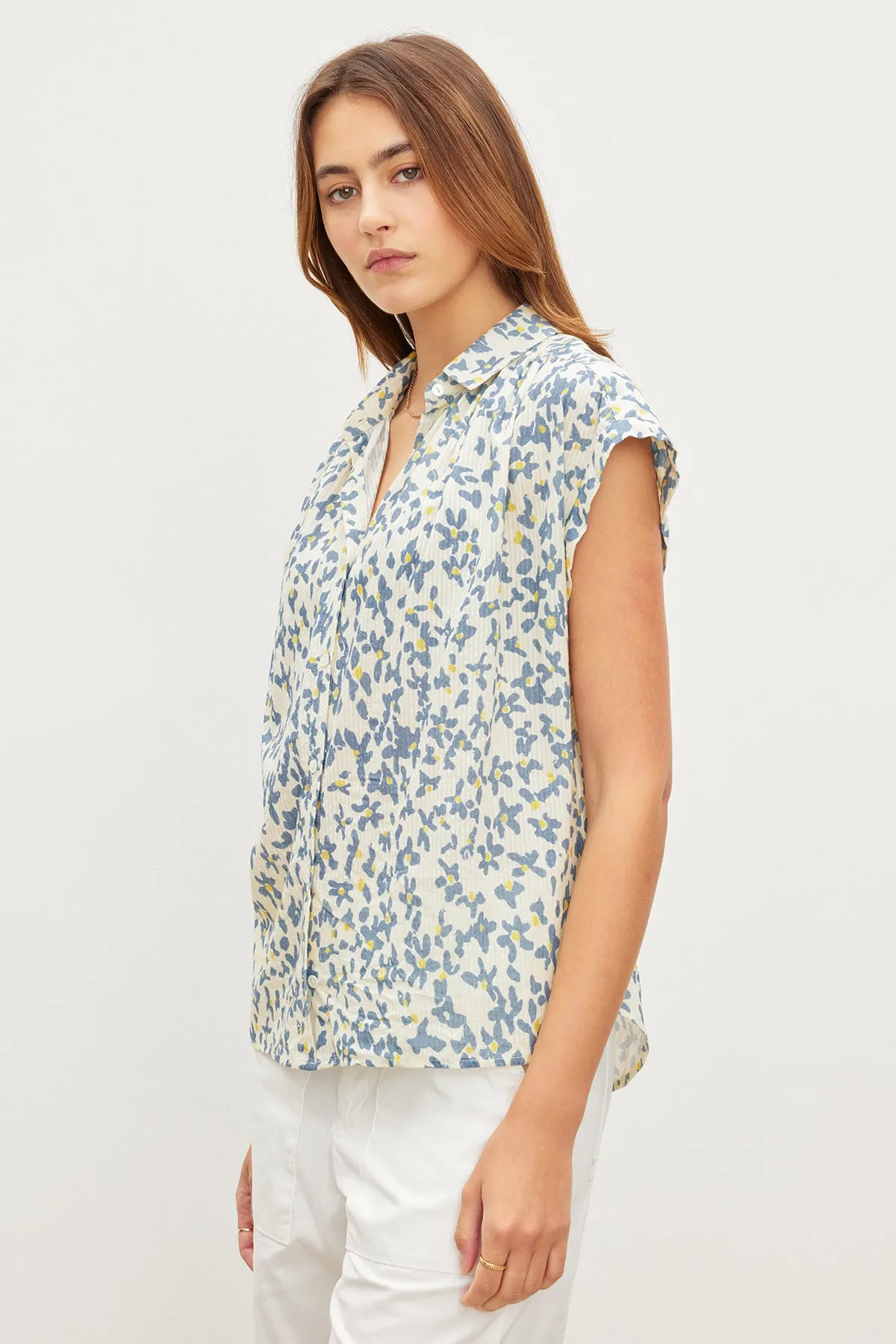 PAULETTE FLORAL BUTTON FRONT TOP