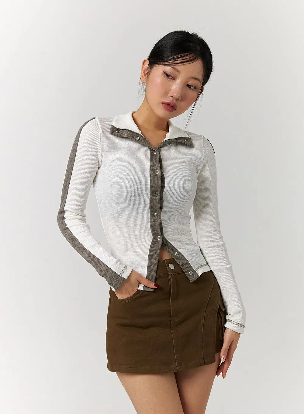 V-Neck Button-Up Cardigan CD329