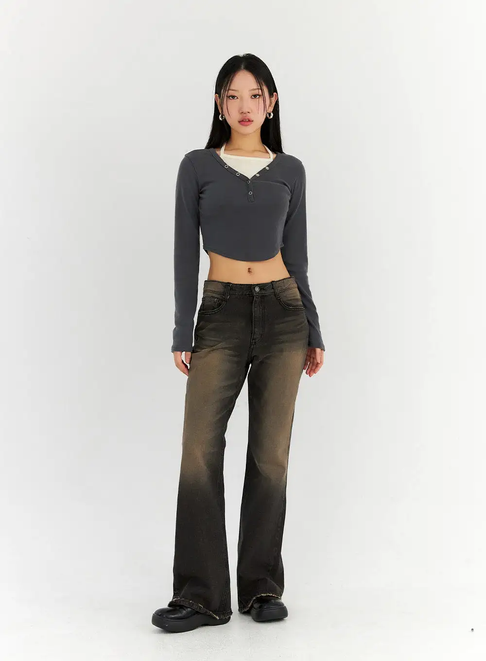 V-Neck Buttoned Crop Top CN315