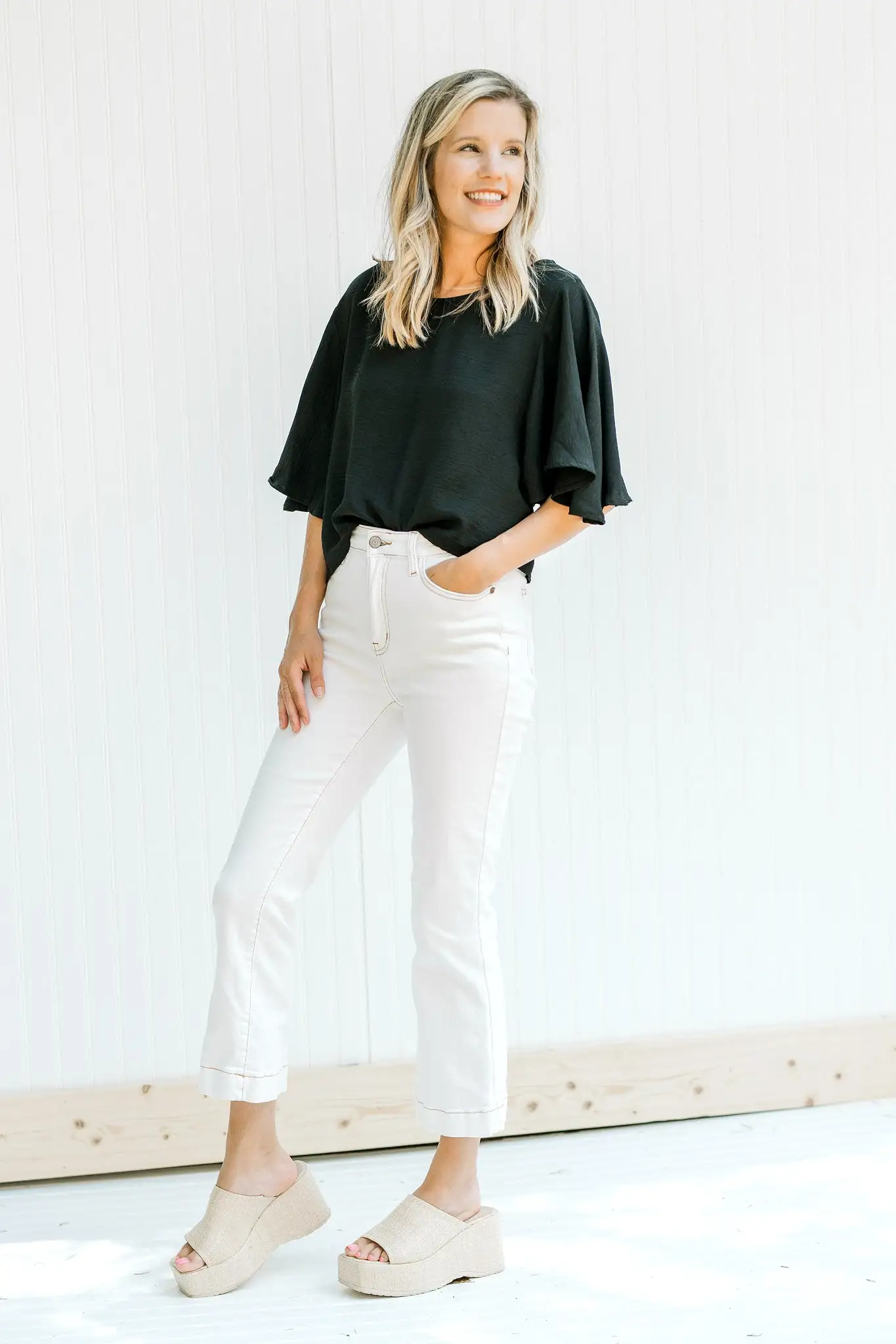 X Flattering Flowy Slightly Cropped Top in Black