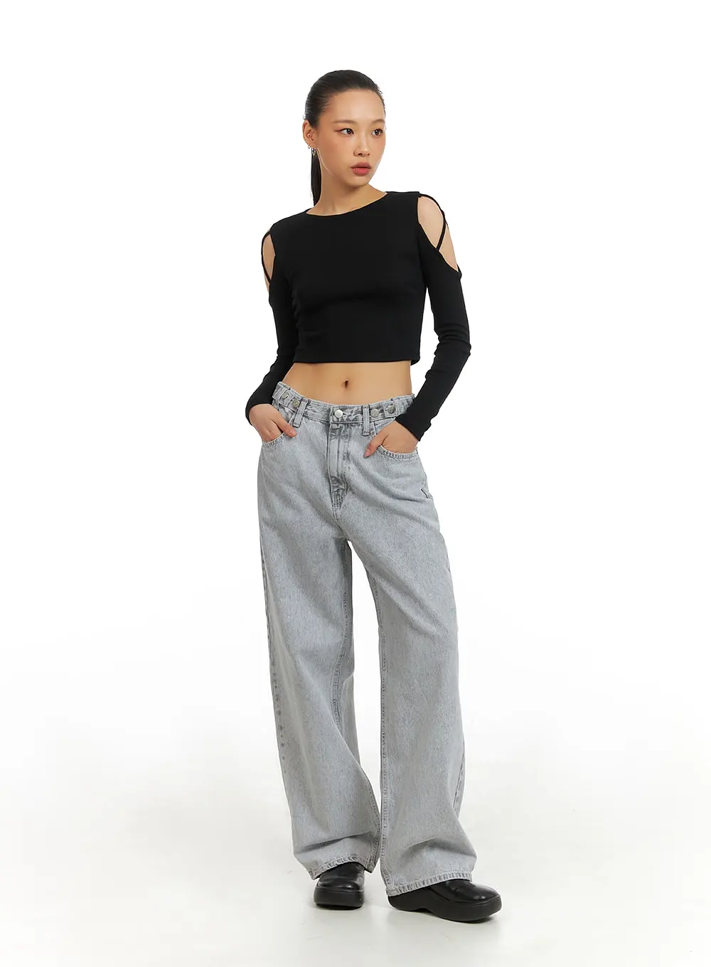 X-Strap Cut-Out Crop Top IA417